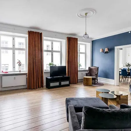 No. 56 - Luxury Apartments By Habitat Collection Apartment *