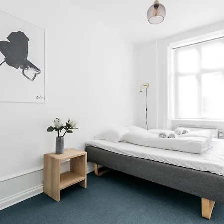 No. 56 - Luxury Apartments By Habitat Collection Apartment *